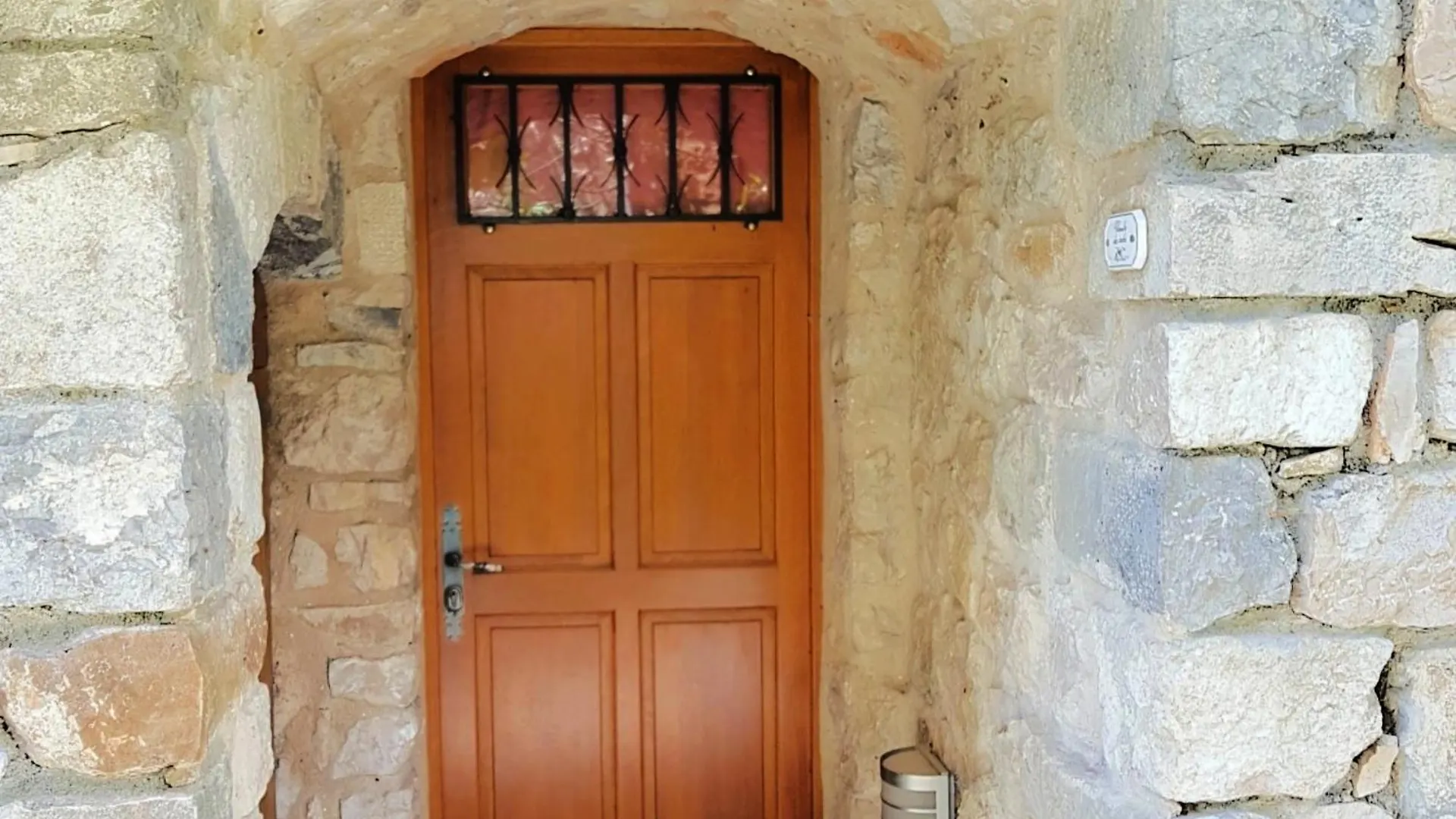 Bed & Breakfast Chambres D'Hotes - Arches Room, Cadre Magnifique, Coeur Des Gorges Du Verdon Castellane